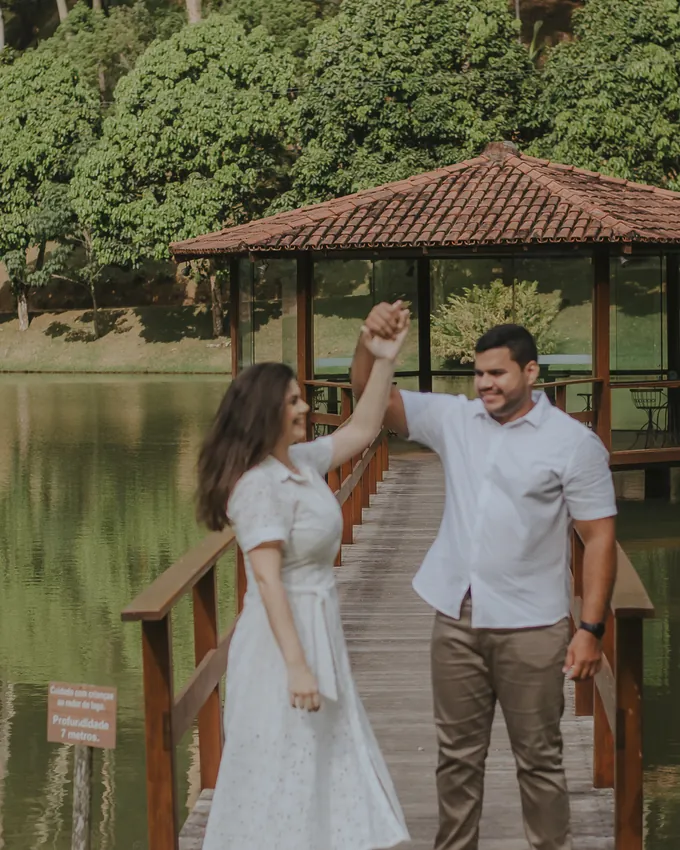 Adilson e Taiany